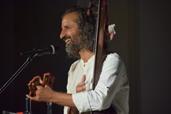 MOUDROST SRDCE - Vipul Rikhi