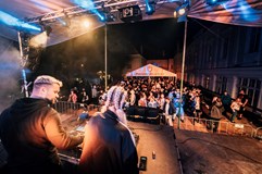 WILD FEST - zámecké nádvoří