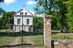 Letohrádek Portz Insel, Mikulov