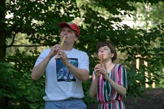 Důvody pestrokvětosti - bazmek entertainment 16/06