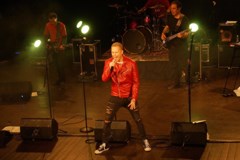 4 ROCKEŘI s operní pěvkyní - Letní koncert u Mácháče