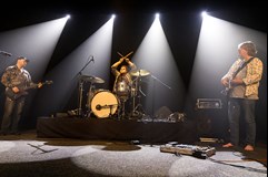Ölövö - Ukradená vzducholoď: LED ZEPPELIN TRIBUTE