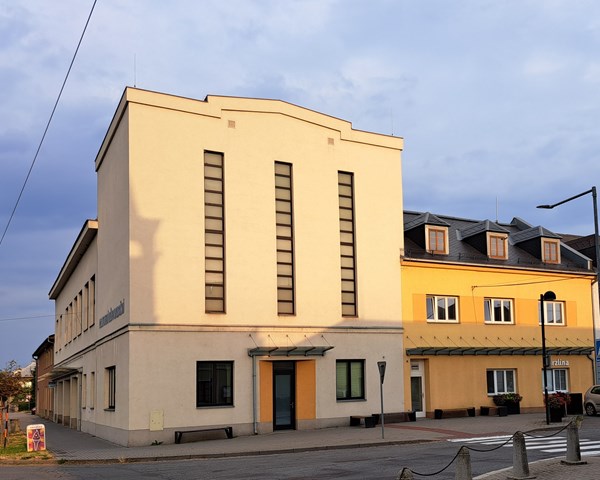 Kulturní dům Nadační