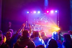 VĚRA ŠPINAROVÁ Tribute KONCERT + TANEČNÍ RETRO PÁRTY / DJ
