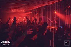 NINA BENDER - RAVE ROOM -  #supremeraves #wehypetechno