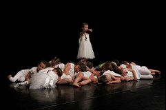 Nart Dance School: Exhibice