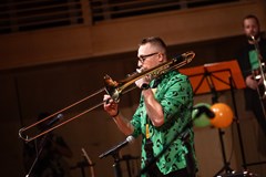 Factorial Orchestra ve Vinohradském pivovaru