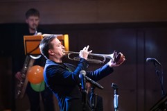 Factorial Orchestra ve Vinohradském pivovaru