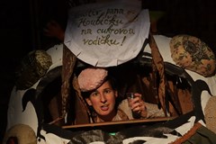 Geisslers Hofcomoedianten x Vocaď Pocaď - Příběh stromů