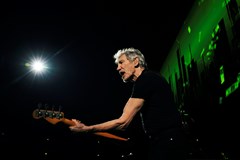 Roger Waters This Is Not A Drill: Live From Prague