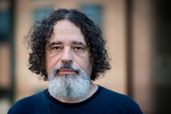 Arpád Soltész: Strategie přežití