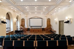 AVATAR klub: Beseda s Prof. Annou Hogenovou v Plzni
