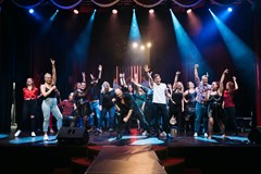 PĚVECKÁ SHOW: BIZÁR versus UMĚNÍ... jedeme dál!
