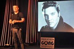 Představení Vladimíra Hrona One man show "Abeceda hvězd"
