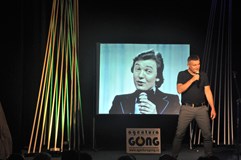 Představení Vladimíra Hrona One man show "Abeceda hvězd"