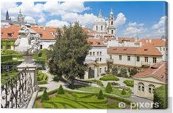 Koncert s přípitkem v barokní zahradě pod Pražským hradem