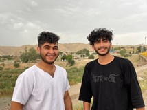 STOPEM PŘES IRÁK, ÍRÁN A AFGHÁNISTÁN