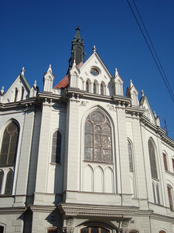 Kaple Pöttingea, Střední zdravotnická škola