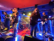 HeWeR | Anděl music bar