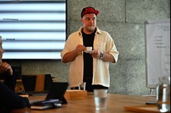 NEPORAZITELNÍ světová premiéra