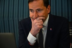NEPORAZITELNÍ světová premiéra