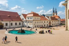 Knihostin knižní festival