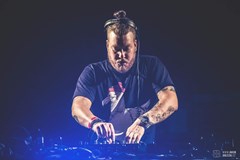 DNB