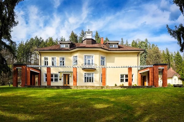 Nadace Tomáše Bati - Baťova vila