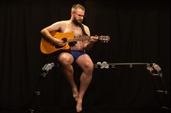 Řekni, kde ti muži jsou: Silvestr s Exilem!