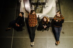 VODNÍ PLOCHA hraje NAVAROVOU