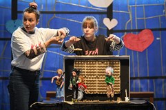 Loutky v nemocnici - Dívčí válka (Premiéra!)