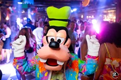 Retro disco party v Hulíně