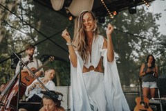 MAAR and FRIENDS - Vánoční pohlazení