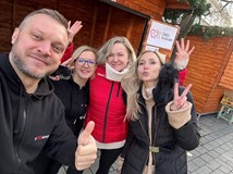 Vánoční svařák s Dnes pomáhám