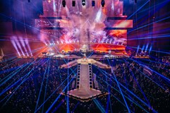 QUEENIE 2026 - 20 LET TOUR