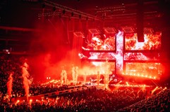 QUEENIE 2026 - 20 LET TOUR