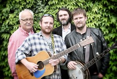 Poutníci - Přes 50 let v country