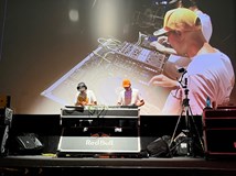 Pio Squad a hosté v Dirty Family