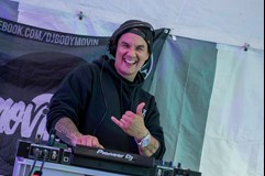 Pio Squad a hosté v Dirty Family