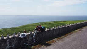 Sen o Hibernii a Kaledonii, koloběžmo kolem Irska a Sko