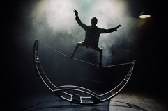 BoCirk: Erlend - Cizinec