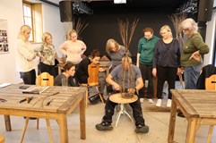 Drobné dekorativní předměty z proutí