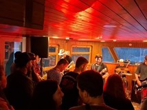 Vlna koncertů na Pryglu - MUCHA + PYJANO