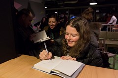 Kvety, Klobásy a Vyvrhel – Literární beseda s koncertem