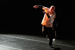 VLADIMÍR II pohybová inscenace spolku ORBITA 