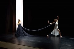 I D E N T I T Y – Noc divadel 2026 v INDUSTŘE