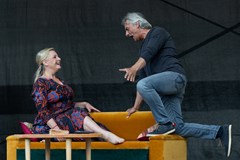 Terapie rodinou / Léčivé divadlo Gabriely Filippi