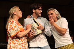 Terapie rodinou / Léčivé divadlo Gabriely Filippi