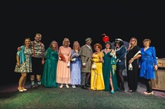 Plavba po Vltavě aneb mohla vraždit Popelka?