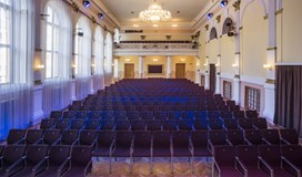 Světová hudba pro 4 saxofony a zpěv